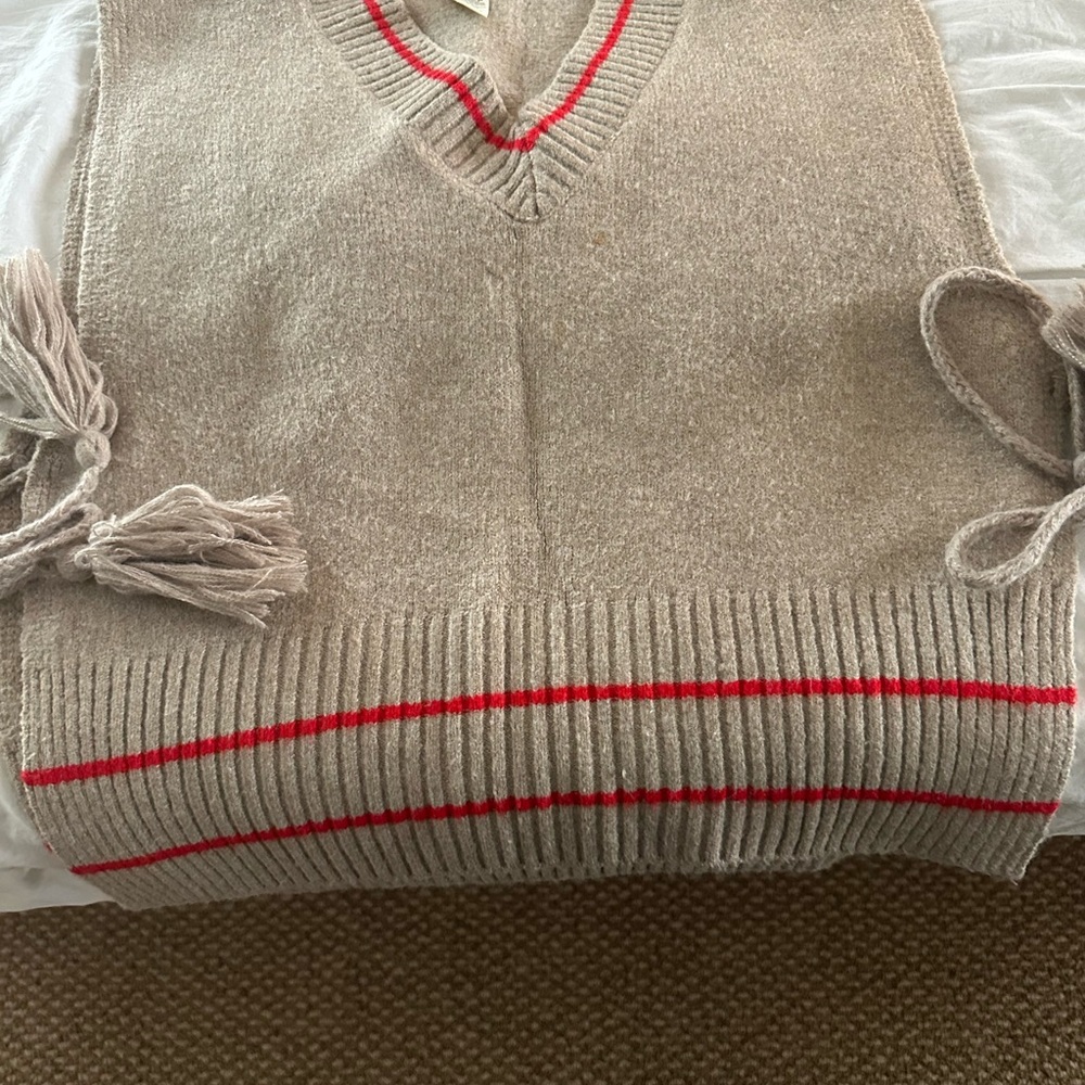 Free People Beige V-Neck Sweater with Red Stripes